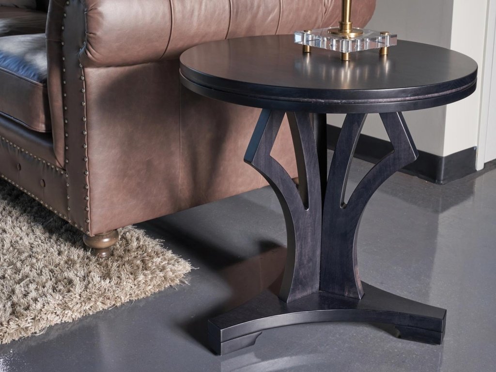 Round Lamp Table