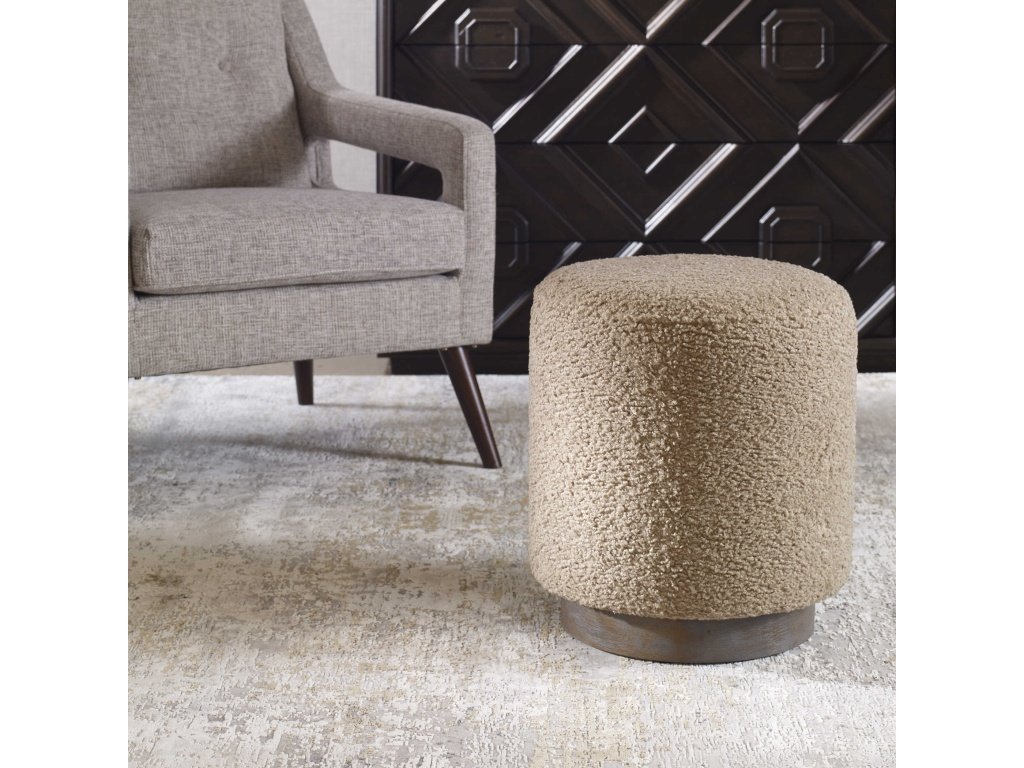 Avila Ottoman, Latte