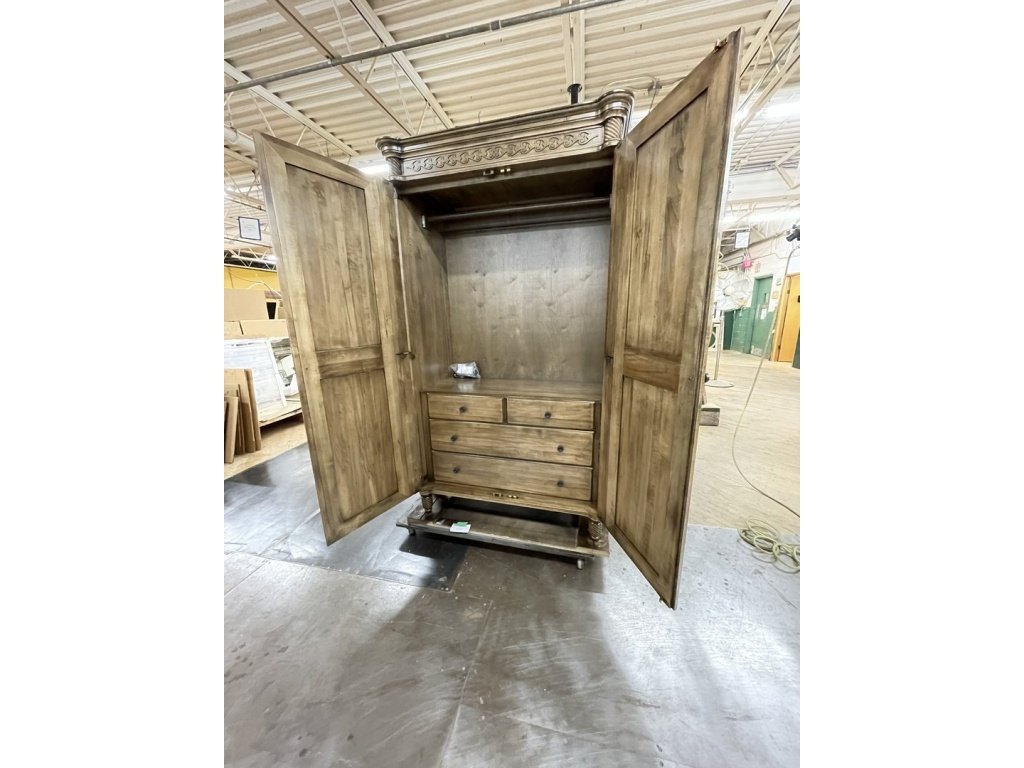 Armoire