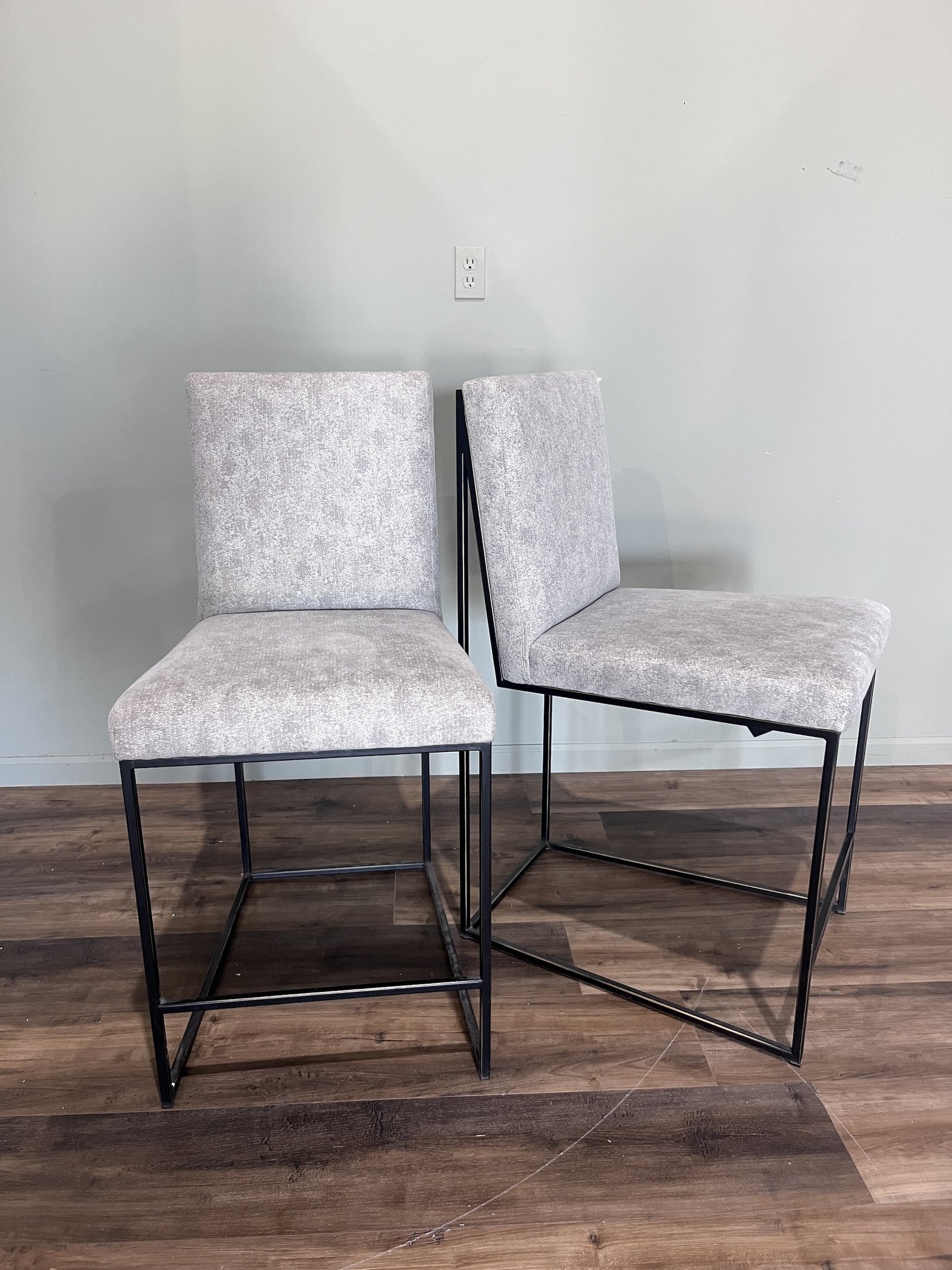 IAN COUNTER STOOL