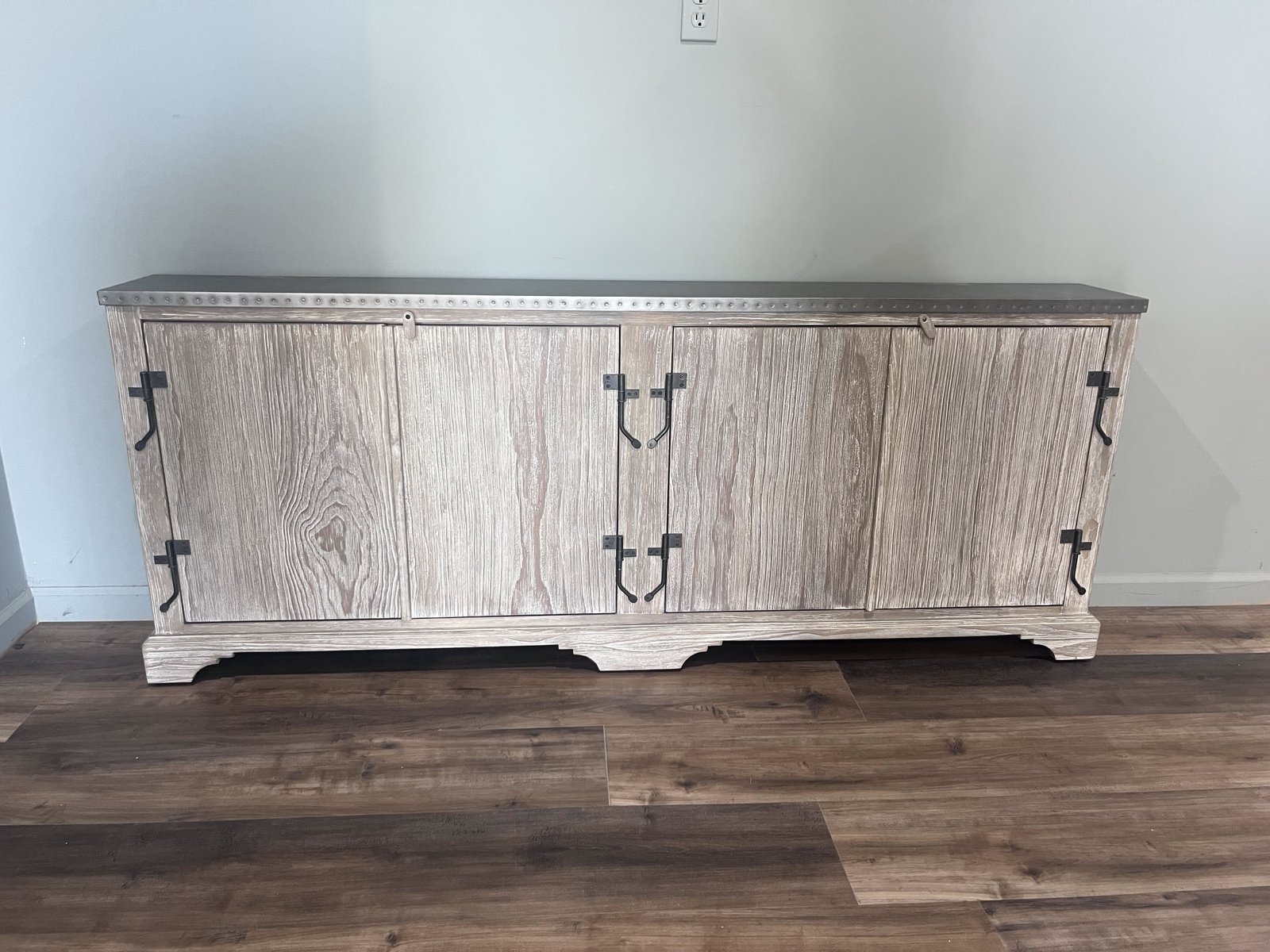 BOATMAKER'S CABINET