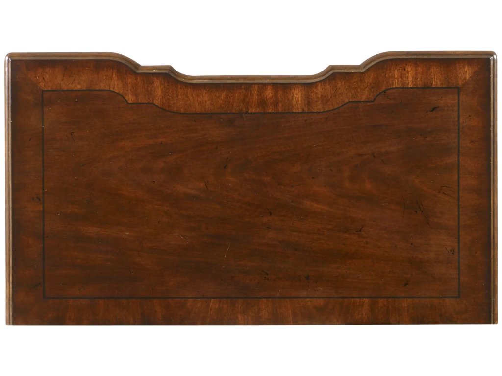 Leesburg Bachelor's Chest