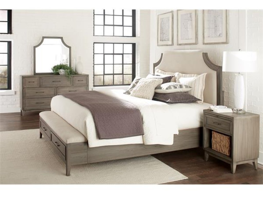 Full/Queen Upholstered Headboard