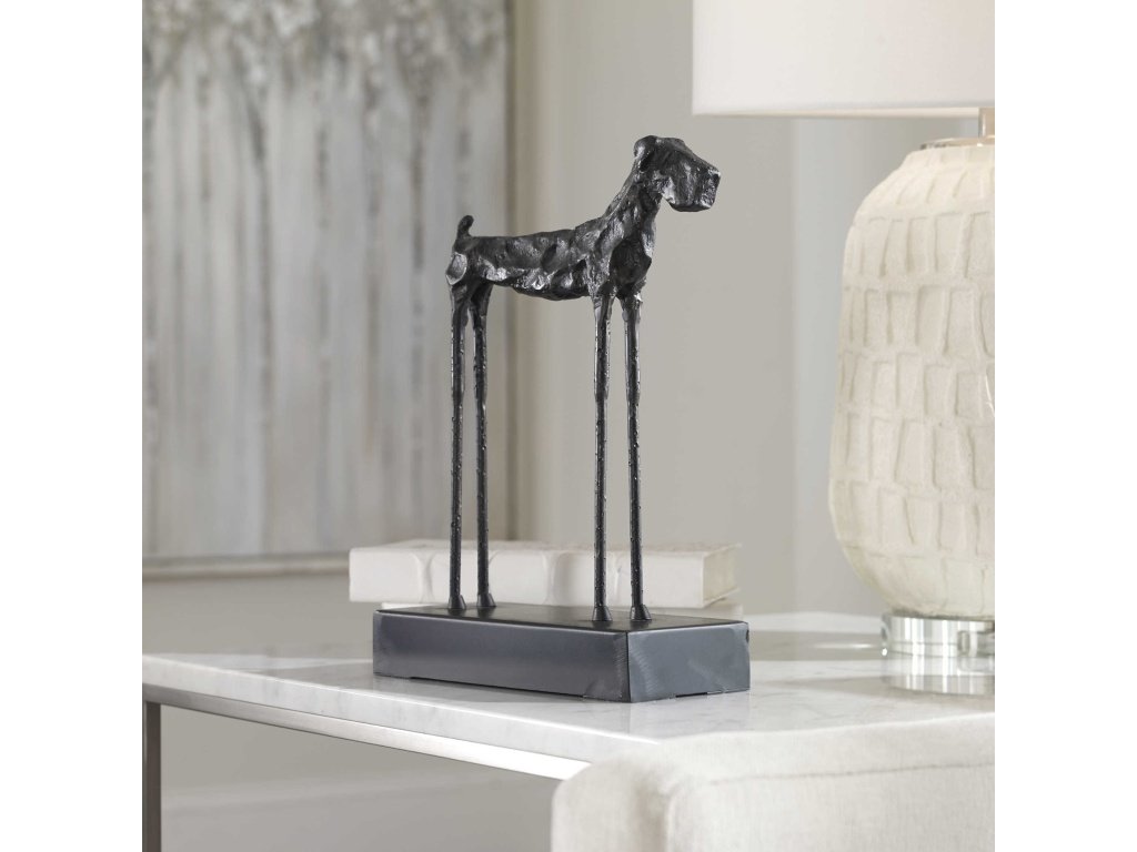 Maximus Figurine