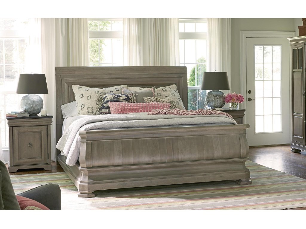 King Sleigh Bed