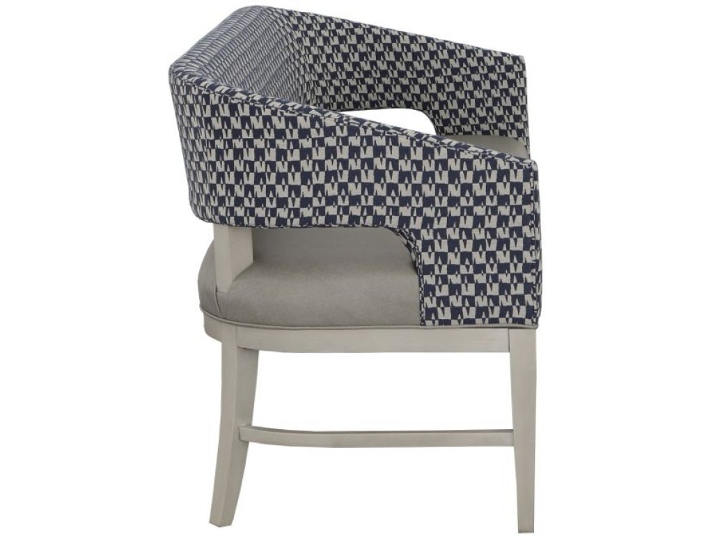 Cleo Settee
