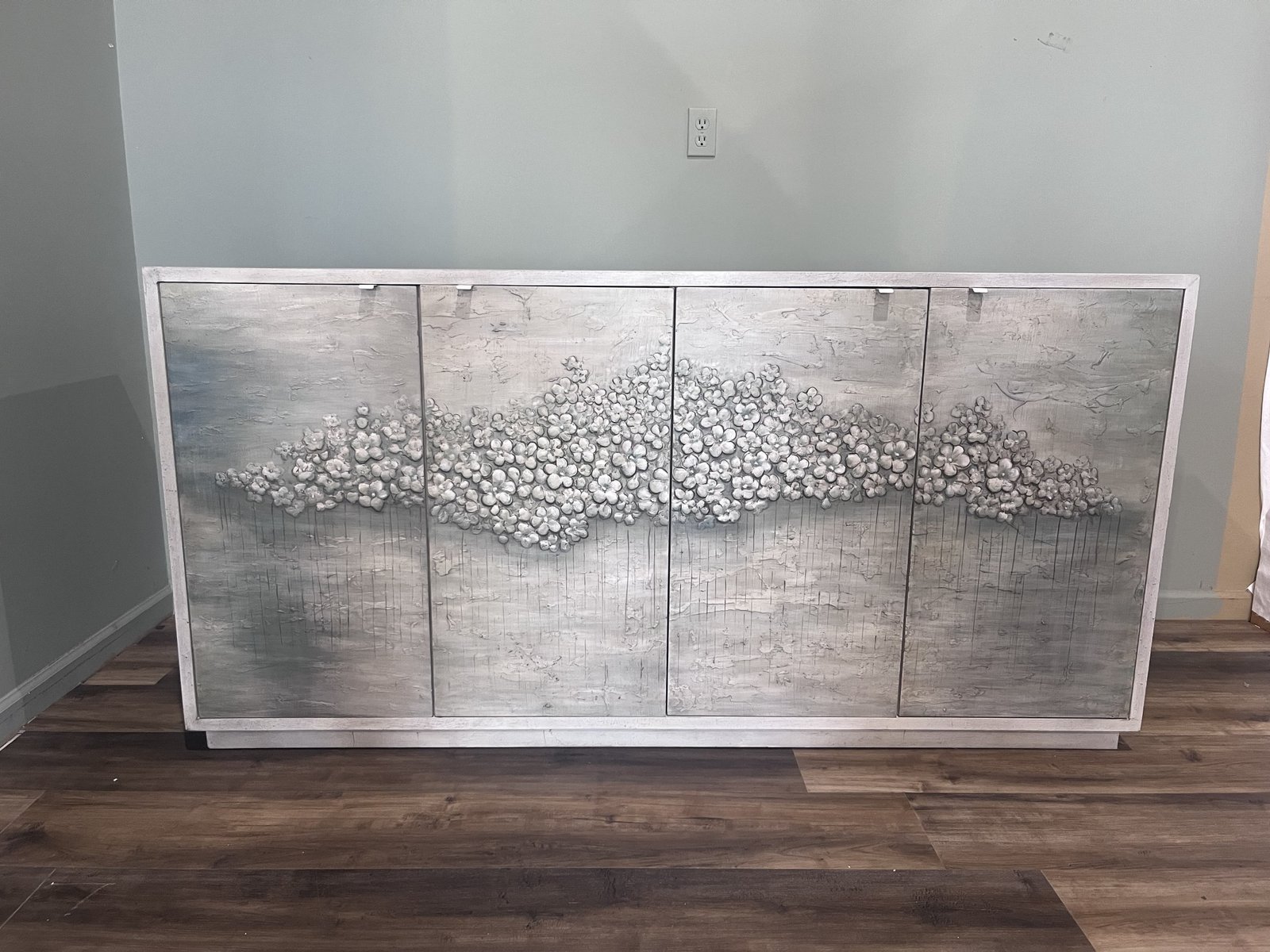 MEADOW CREDENZA
