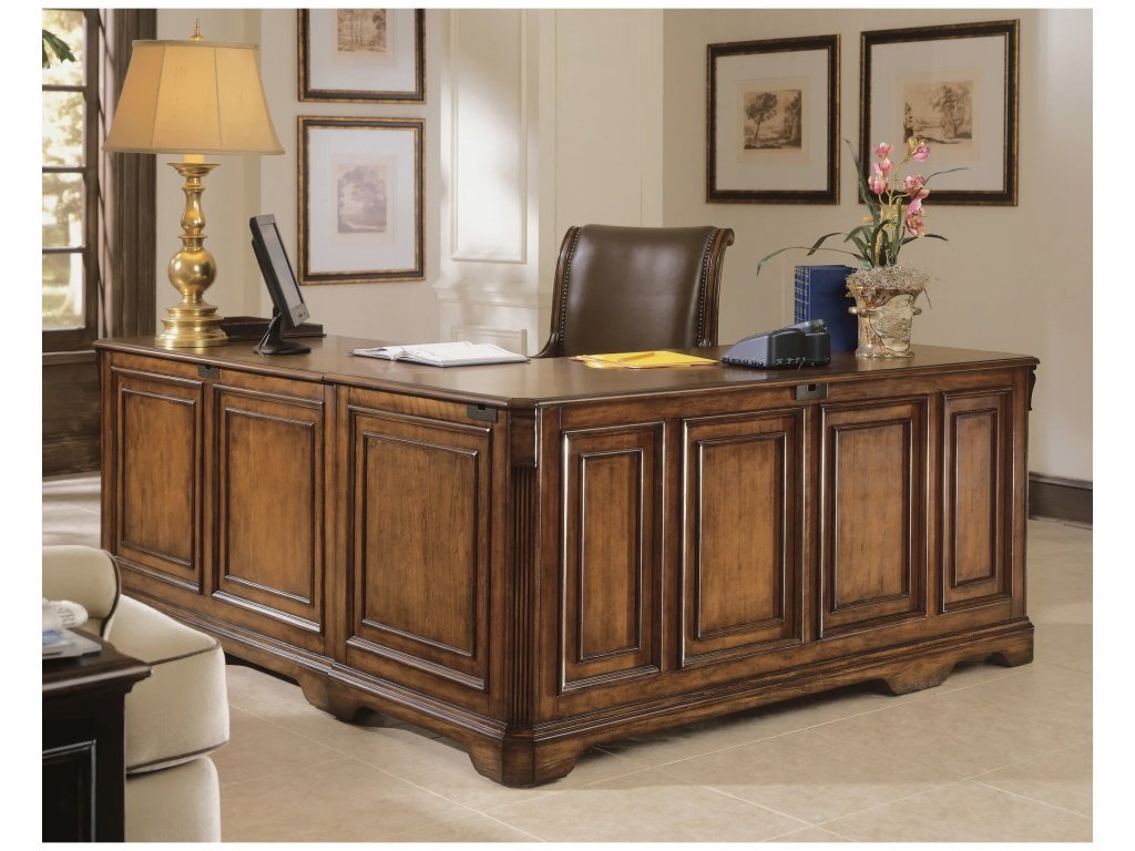 Brookhaven Executive L Right Return
