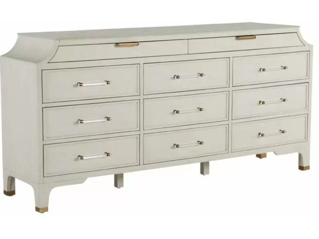 Alexandra Dresser