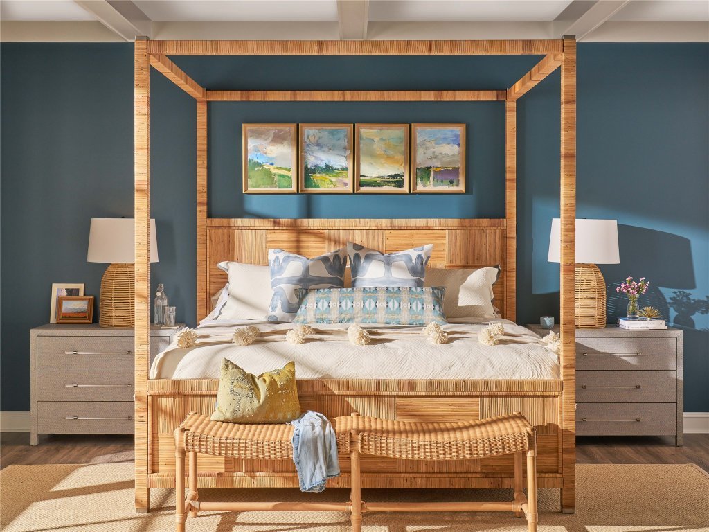 Chatham Poster Bed King