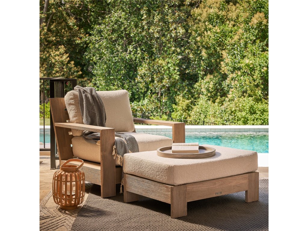 Saratoga Lounge Chair